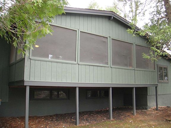 4th image of 320 Lakeshore Dr