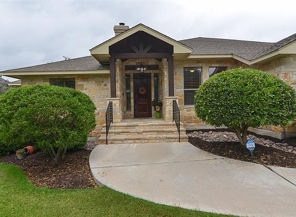 4th image of 904 Forest Canyon Dr