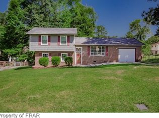 1120 Vesper Ln, Fayetteville, NC 28311