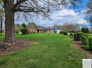 3197 Horsepasture Price Rd, Ridgeway, VA 24148