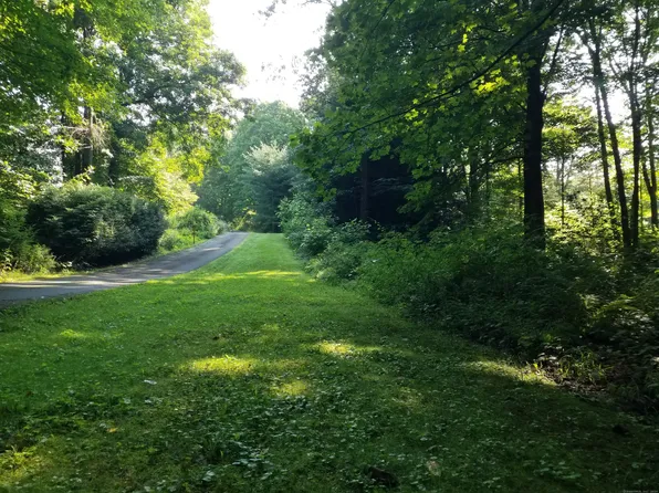 5 Jordan Hill Road, Newtown, CT 06482