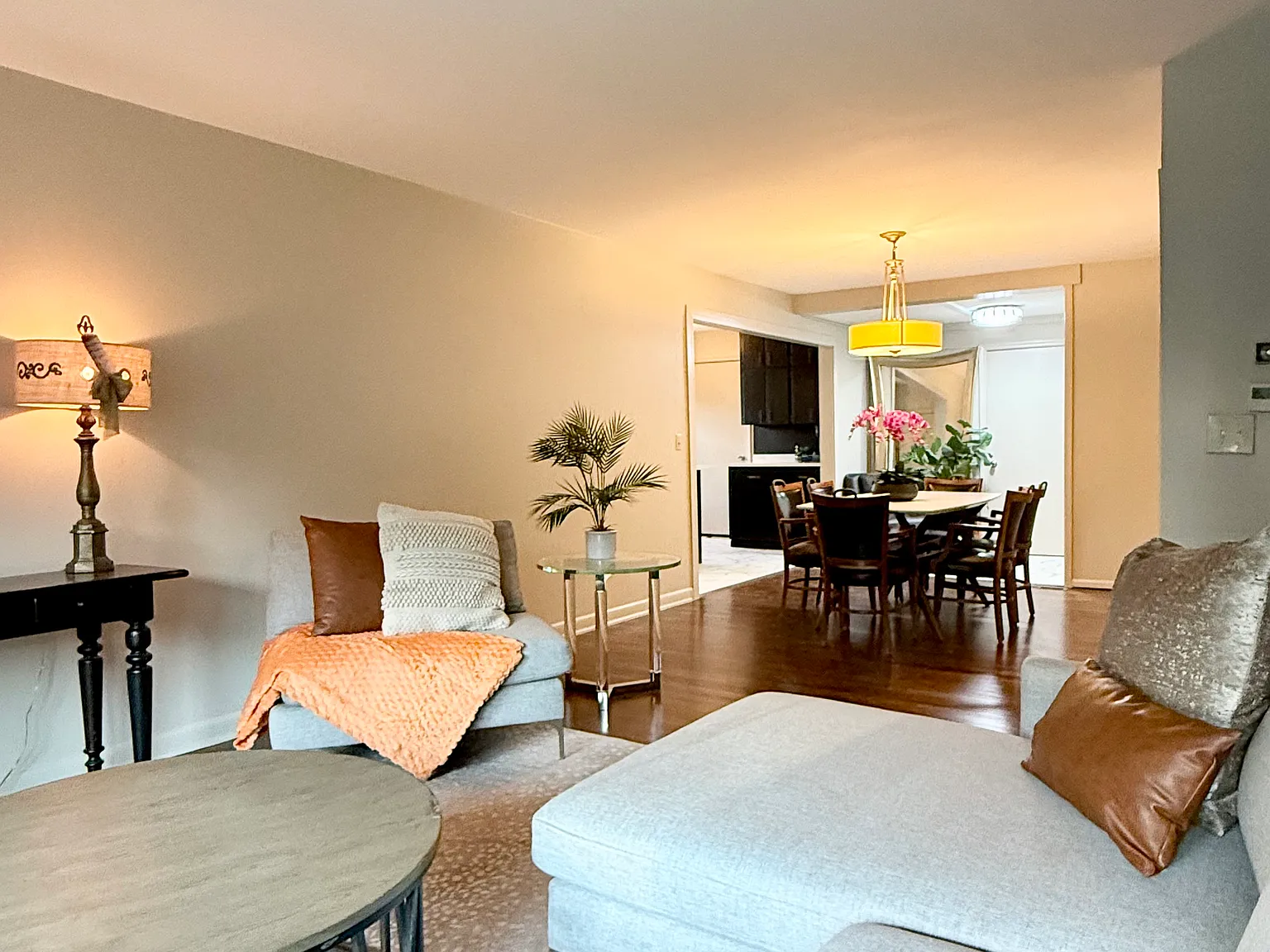 4 bed, 2.5 bath, 1728 sqft, $4,999 — Photo 4
