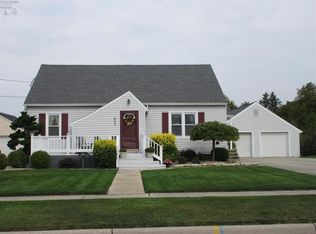 853 Monroe St, Bellevue, OH 44811