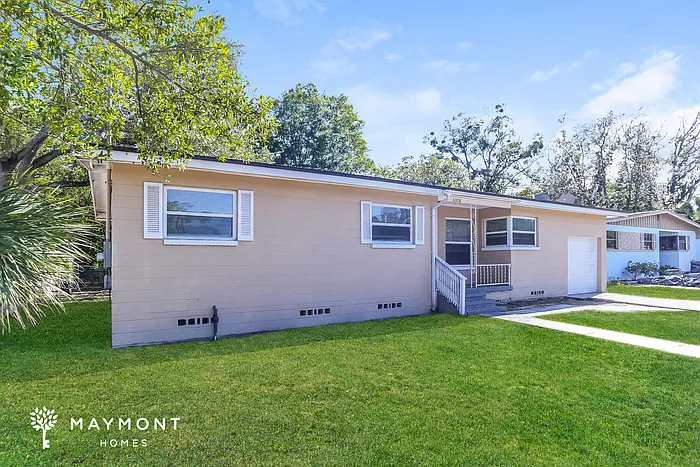 6308 Merrill Rd — Photo 3