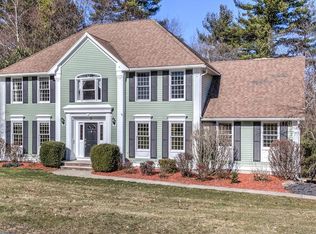 10 Stoneybrook Cir, Andover, MA 01810