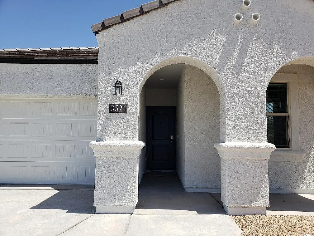 4 bed, 2024 sqft, $2,195 — Photo 3