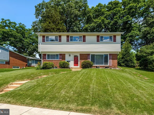 10318 Forest Ave, Fairfax, VA 22030