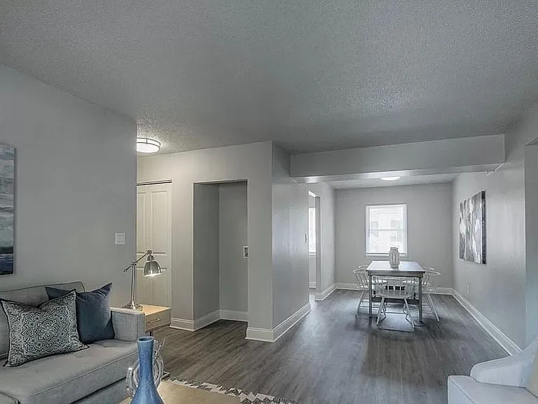 423-427 Maple Blvd — Photo 27