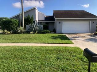 7484 Malibu Cres, Boca Raton, FL 33433