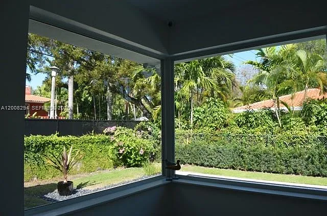 173 Shore Dr S — Photo 9