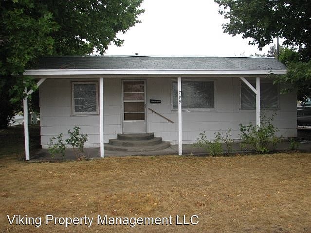 1st image of 799 NW 6th St