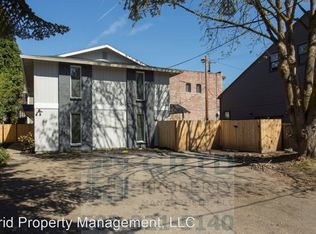 1223 SE Harney St, Portland, OR 97202