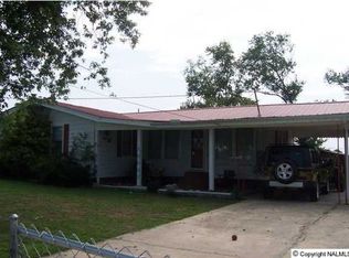 1101 Bruce St, Albertville, AL 35950