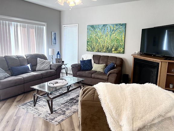 4th image of 126 Chambers Point #126B