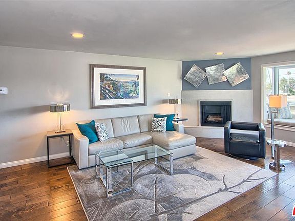 4th image of 930 California Ave Unit 303