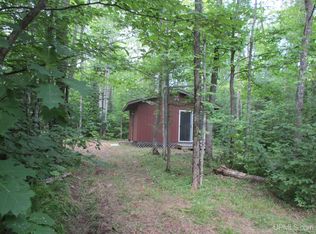 28647 Post Office Rd, Mass City, MI 49948