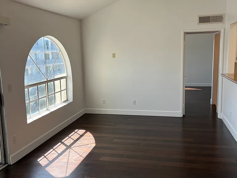 1517 Armacost Ave #301 — Photo 5