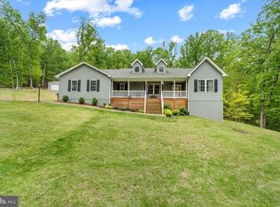170 Deer Haven Ln, Bluemont, VA 20135