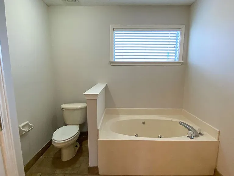 8294 Floral Springs Dr — Photo 18