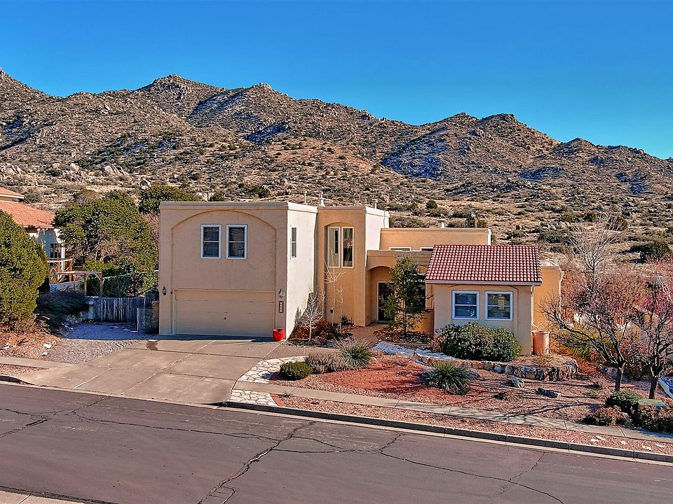 1st image of 1300 Sierra Larga Dr NE