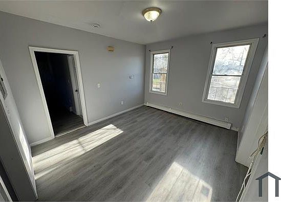 3rd image of 126 Eastern Pkwy #1