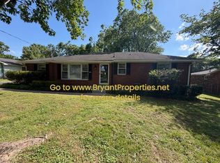 720 Robert Burns Dr, Nashville, TN 37217