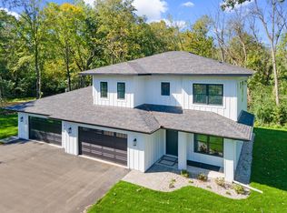 36 Lilah Ln, Tonka Bay, MN 55331