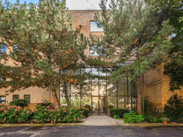 2100 N Racine Ave APT 2J
