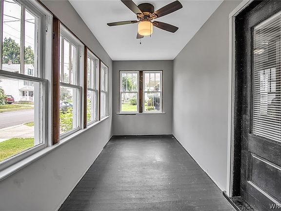 4th image of 21 Brandel Ave