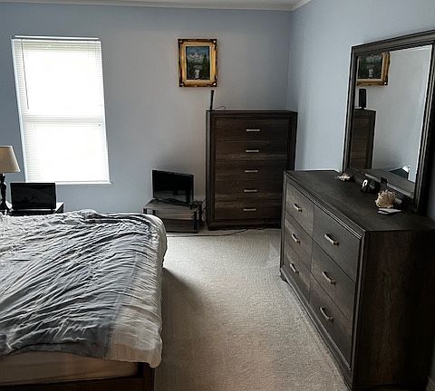 5th image of 5201 Carriageway Dr APT 201