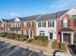 2001 Cramerton Village Dr, Cramerton, NC 28032