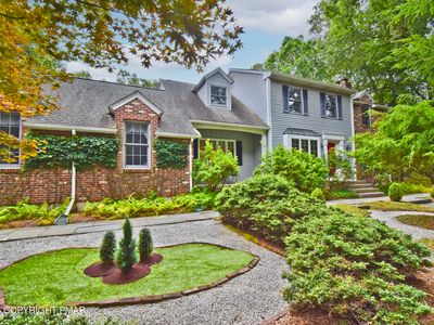960 Summit Dr, Stroudsburg, PA, 18360