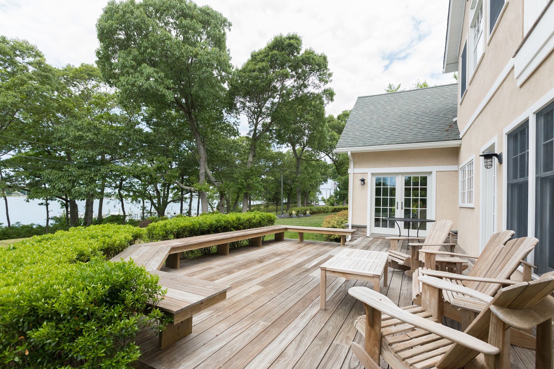 48 Winthrop Rd in Shelter Island Out East