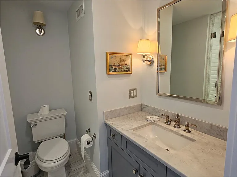 209 Coggeshall Ave — Photo 25
