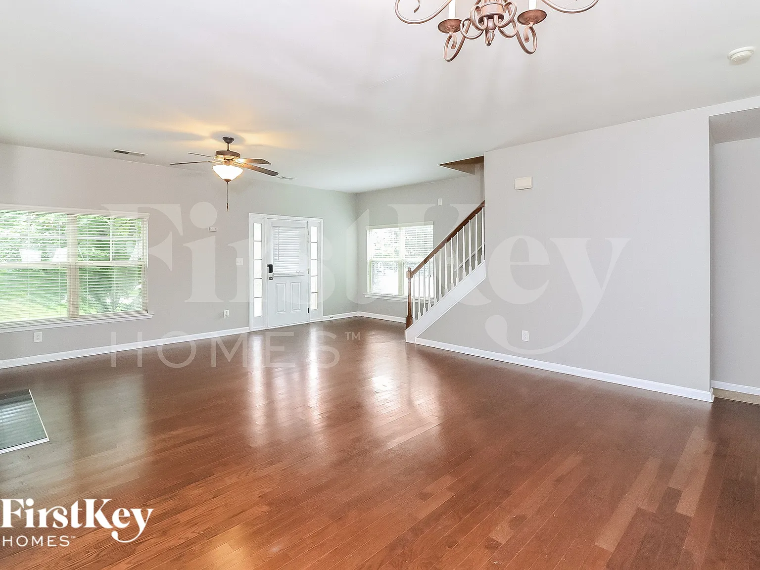 4 bed, 3.5 bath, 2122 sqft, $2,825 — Photo 3
