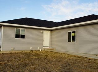 3041 E Ave, Cody, WY 82414