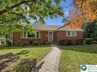 865 Bridge St, Catasauqua, PA 18032