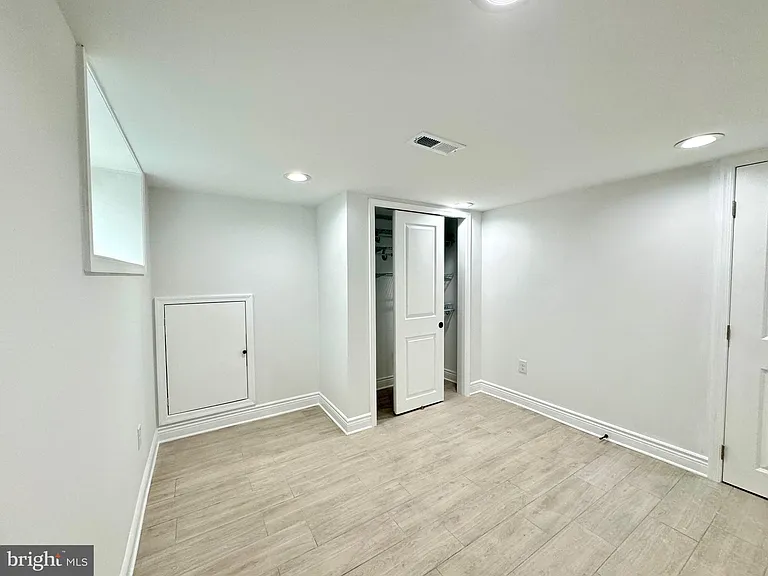 2038 McKean St #1 — Photo 13