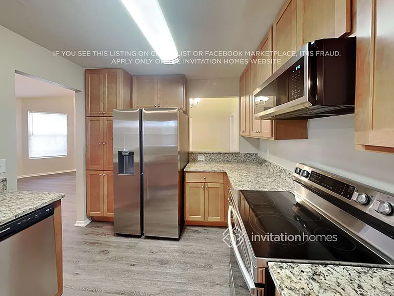 176 Edgewater Cir — Photo 11