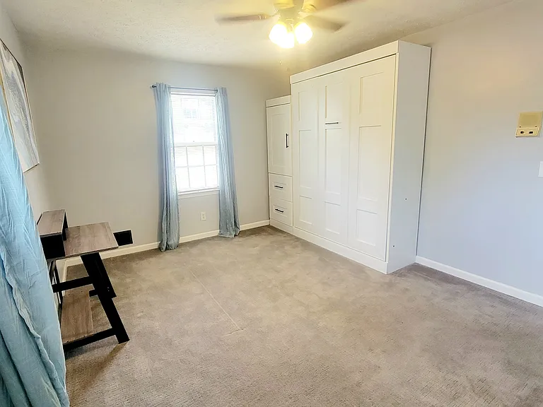 806 Greenwood Dr — Photo 11