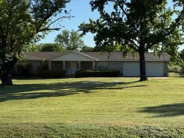 3229 E Cherokee Ave, Sallisaw, OK 74955