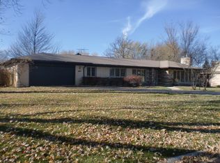 9210 S 86th Ct, Hickory Hills, IL