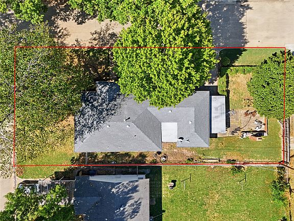 5th image of 1004 E 38th St