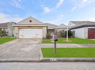 6214 Gladewell Dr, Houston, TX 77072