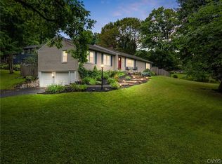 10 Bishop Dr, Fayetteville, NY 13066