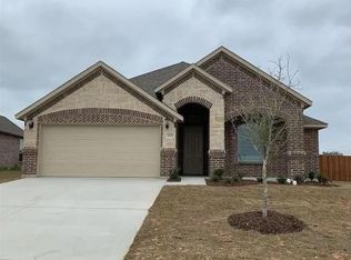 3201 Brighton Dr, Midlothian, TX 76065