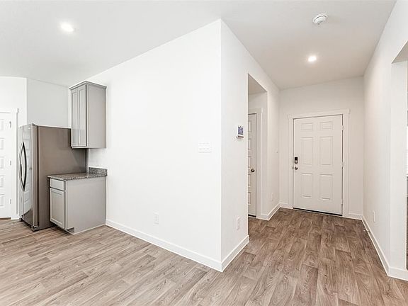 5th image of 31711 Whittis Hill Way