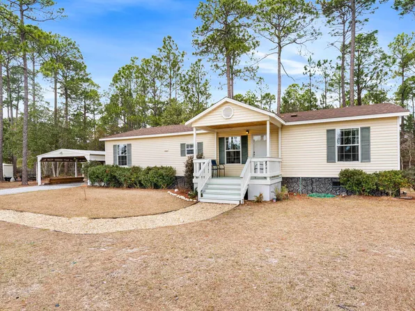 60 N Magnolia Ct, Freeport, FL 32439