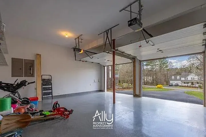 170 W Rosewood Dr — Photo 27