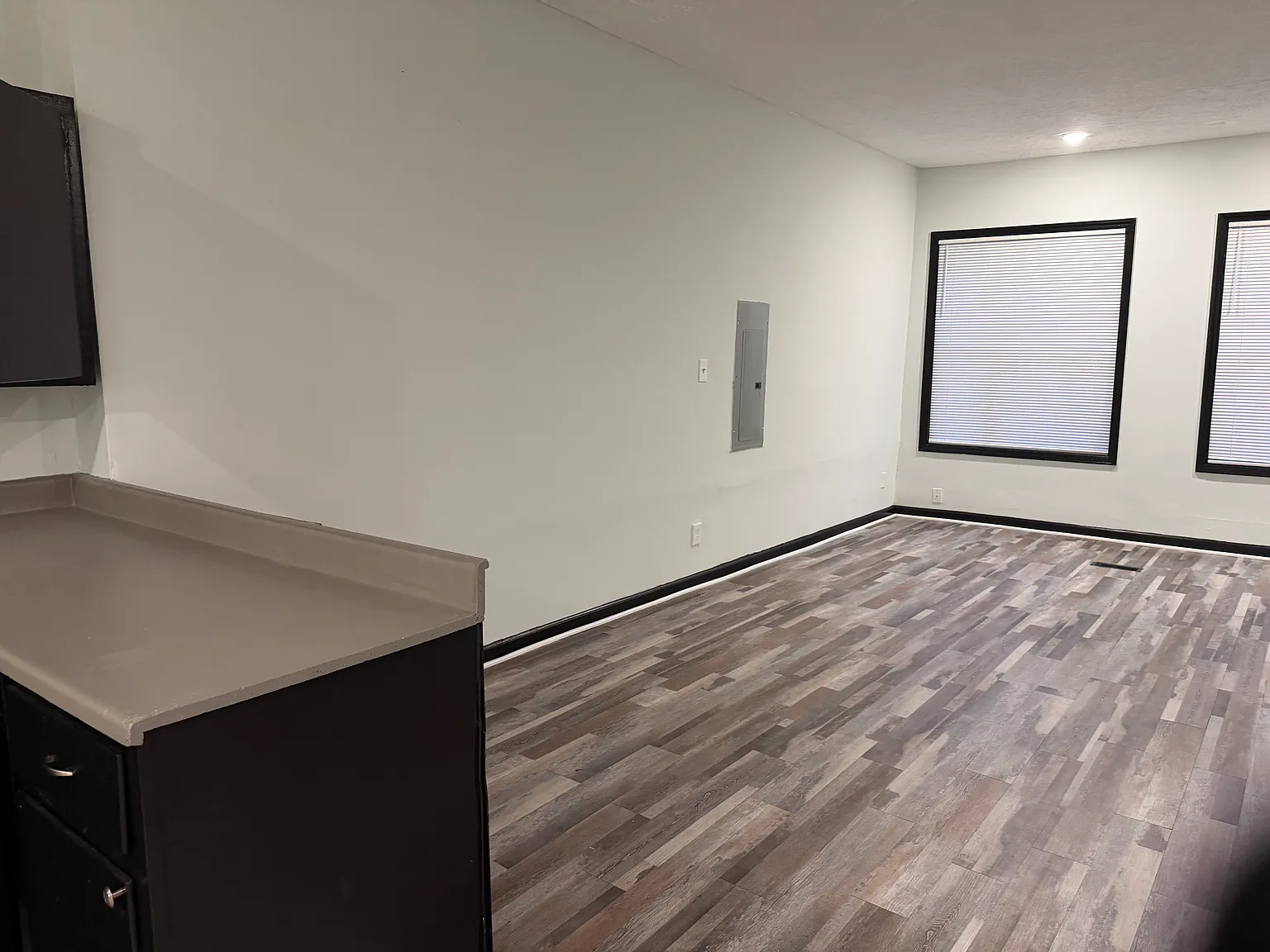3 bed, $1,800 — Photo 3